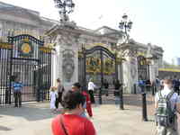 London, April 13-15th 2007: Meeting Sun Lim. Buckingham Palace: Not as exciting as I thought.