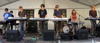 Langnau Jazz Nights 2007: Junior Jazz Meeting on the Viehmarktplatz. July 28th 2007. The Keys: Pianos only.