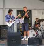 Langnau Jazz Nights 2007: Junior Jazz Meeting on the Viehmarktplatz. July 28th 2007. The Strings: Guitars only.